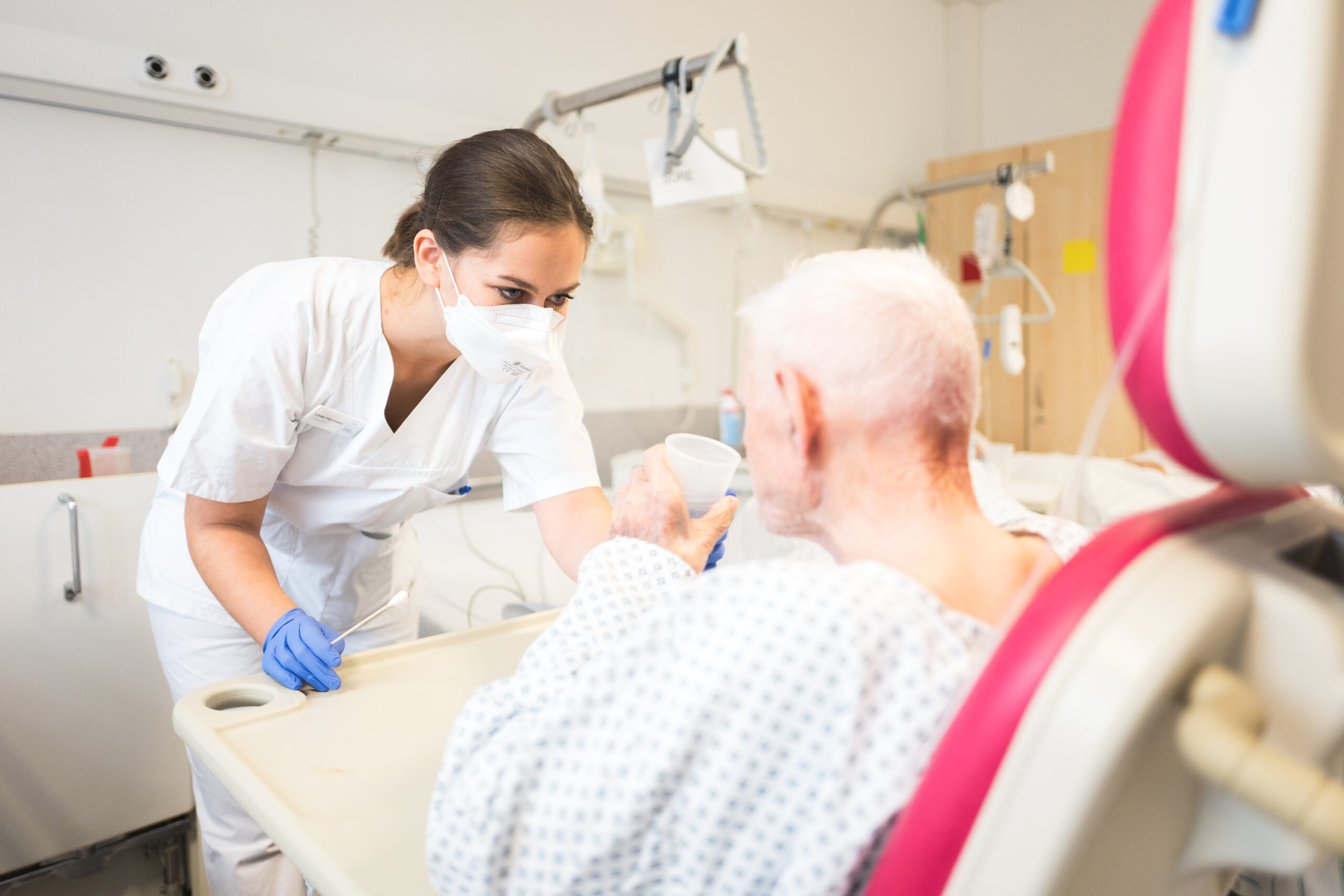 Krankenhausbesuch bei einem Patienten