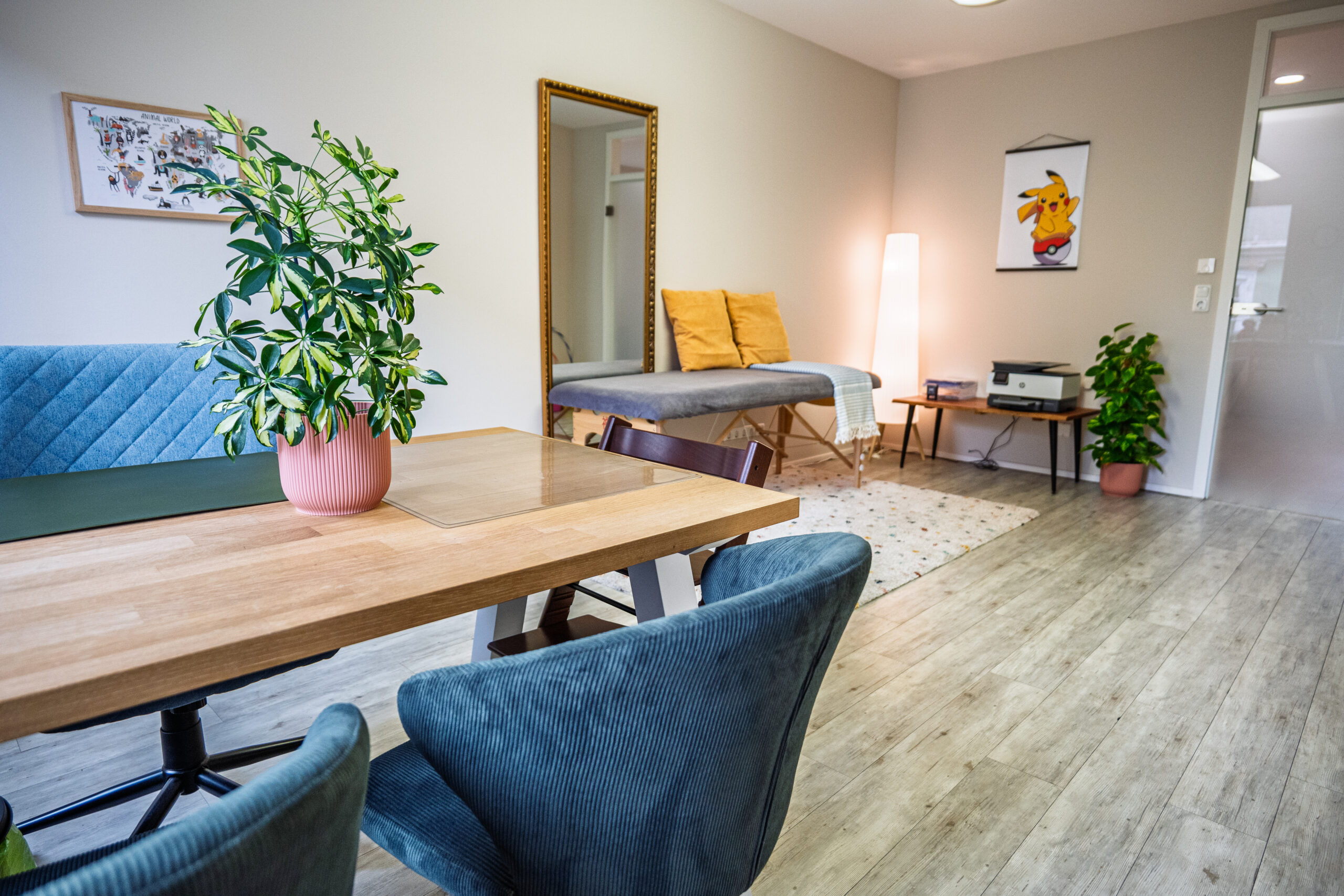 Therapieraum in unserer Praxis in der Öhringer Innenstadt